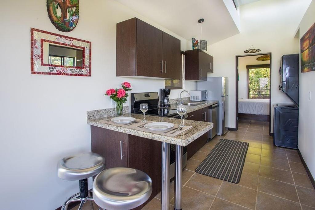 Villa Vista Hermosa - With Breathtaking Ocean View & Wifi Quepos Exterior photo